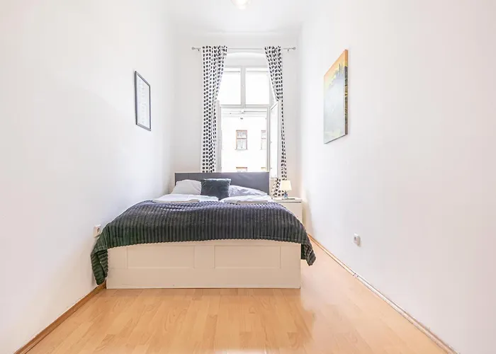 Sweet 3 Private In Shared Near Wiener Stadthalle & Vienna