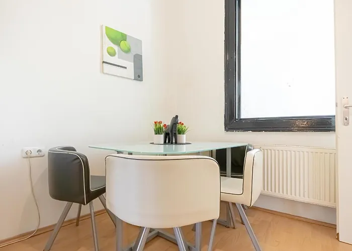 Sweet 3 Private In Shared Near Wiener Stadthalle & * Vienna
