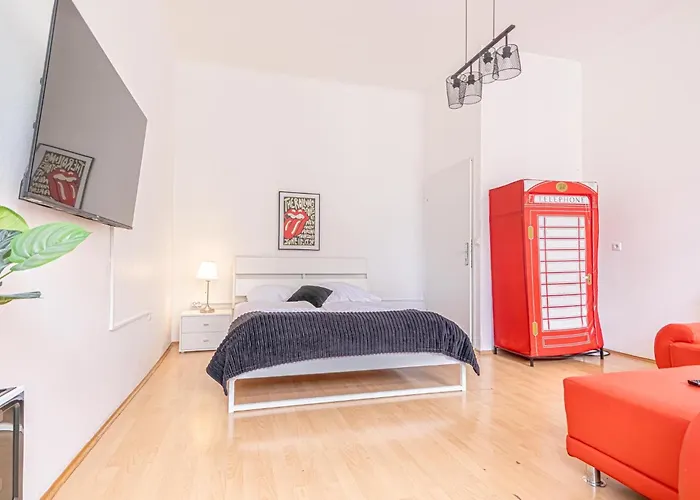 Sweet 3 Private In Shared Near Wiener Stadthalle & Vienna